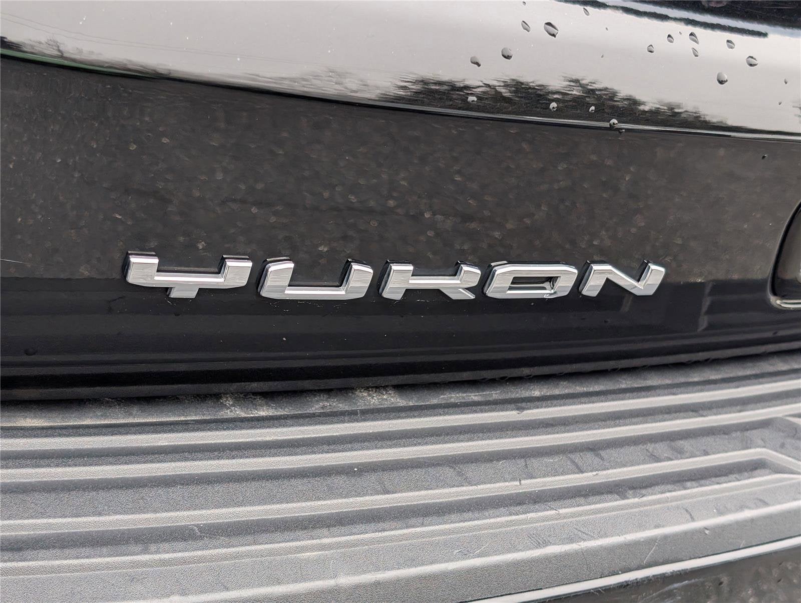 2024 GMC Yukon XL SLT