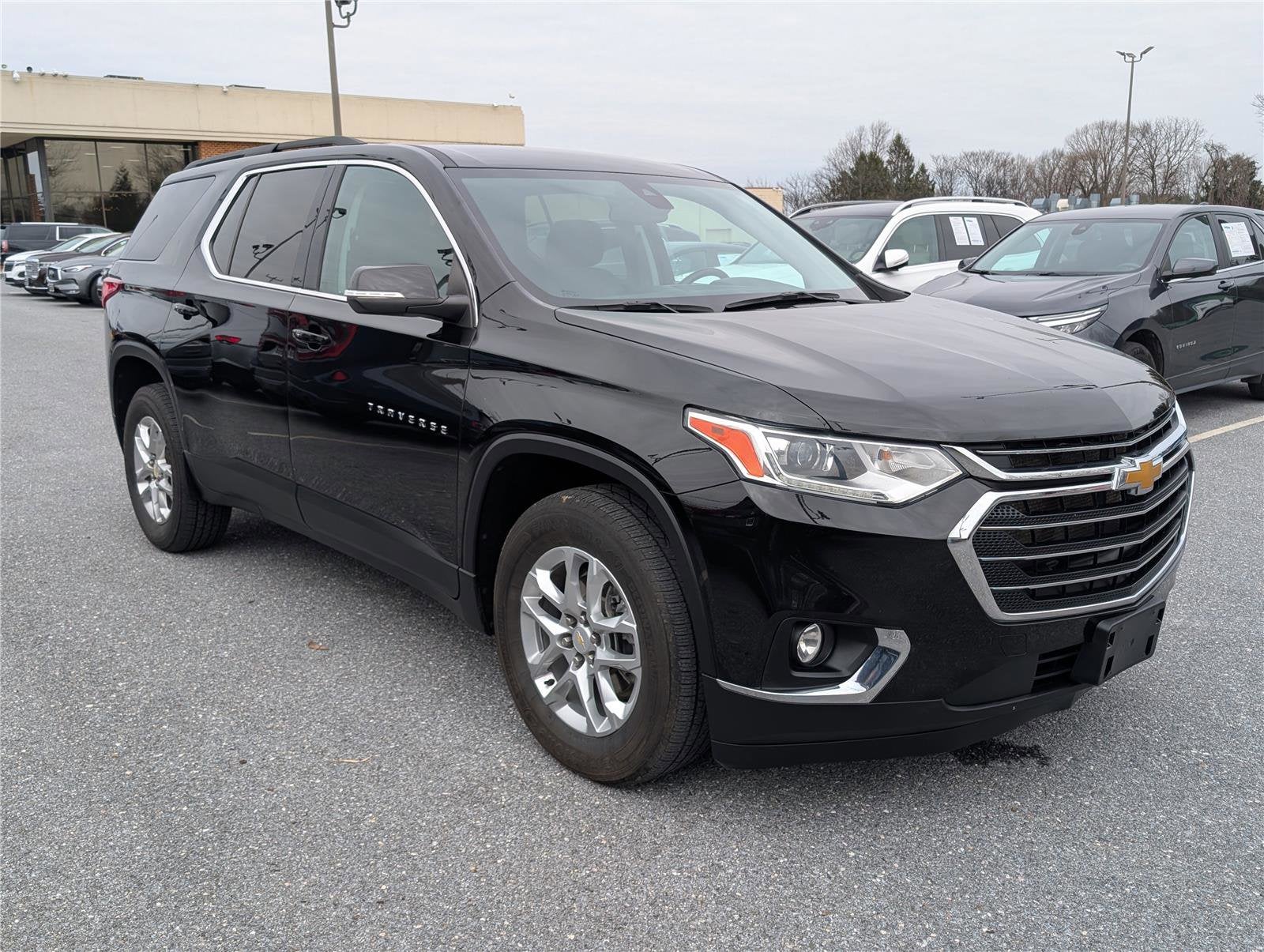 2021 Chevrolet Traverse LT Cloth