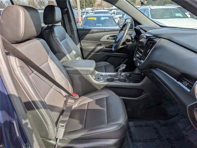2022 Chevrolet Traverse LT Leather