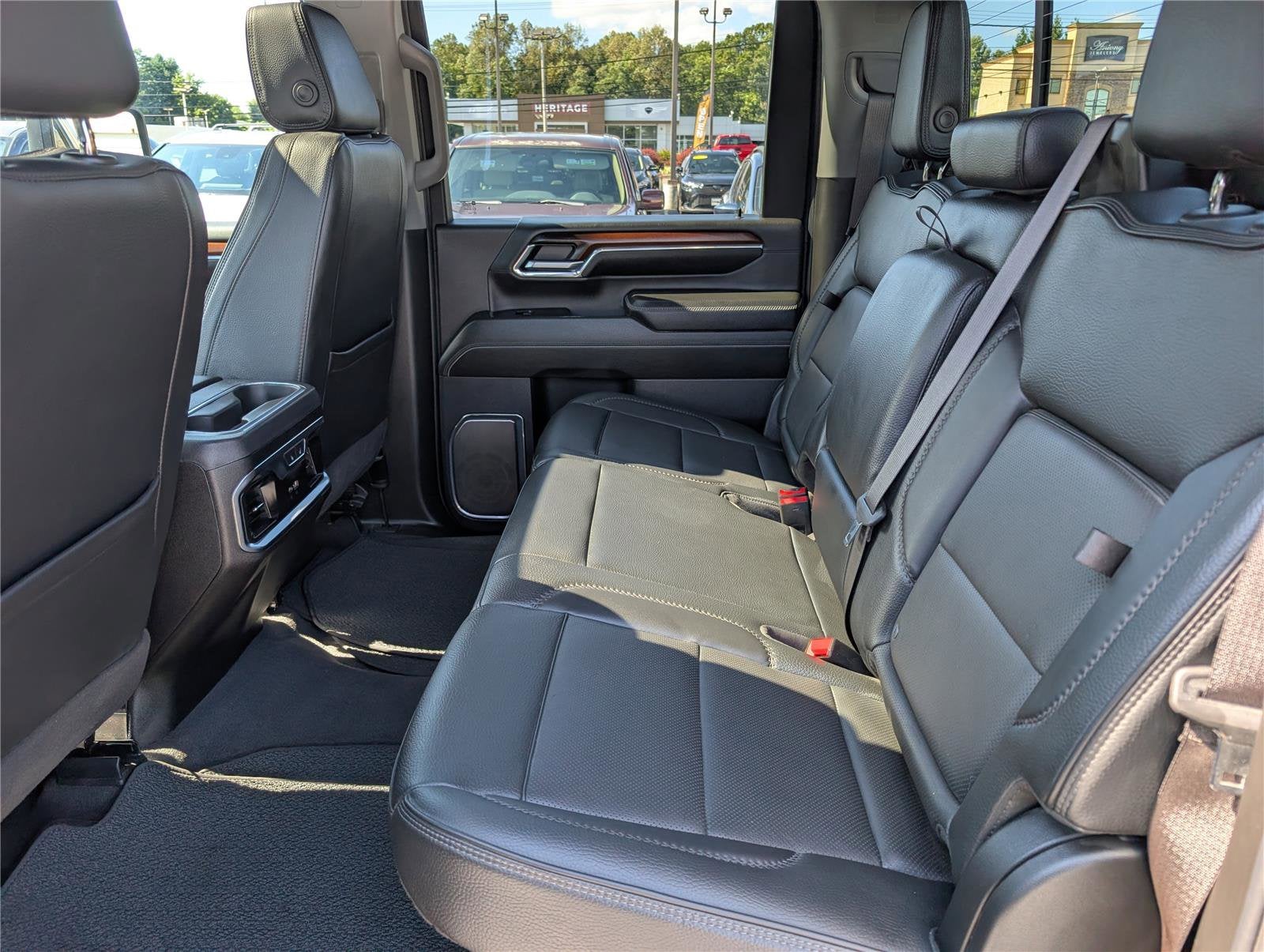 2024 GMC Sierra 3500 HD Denali