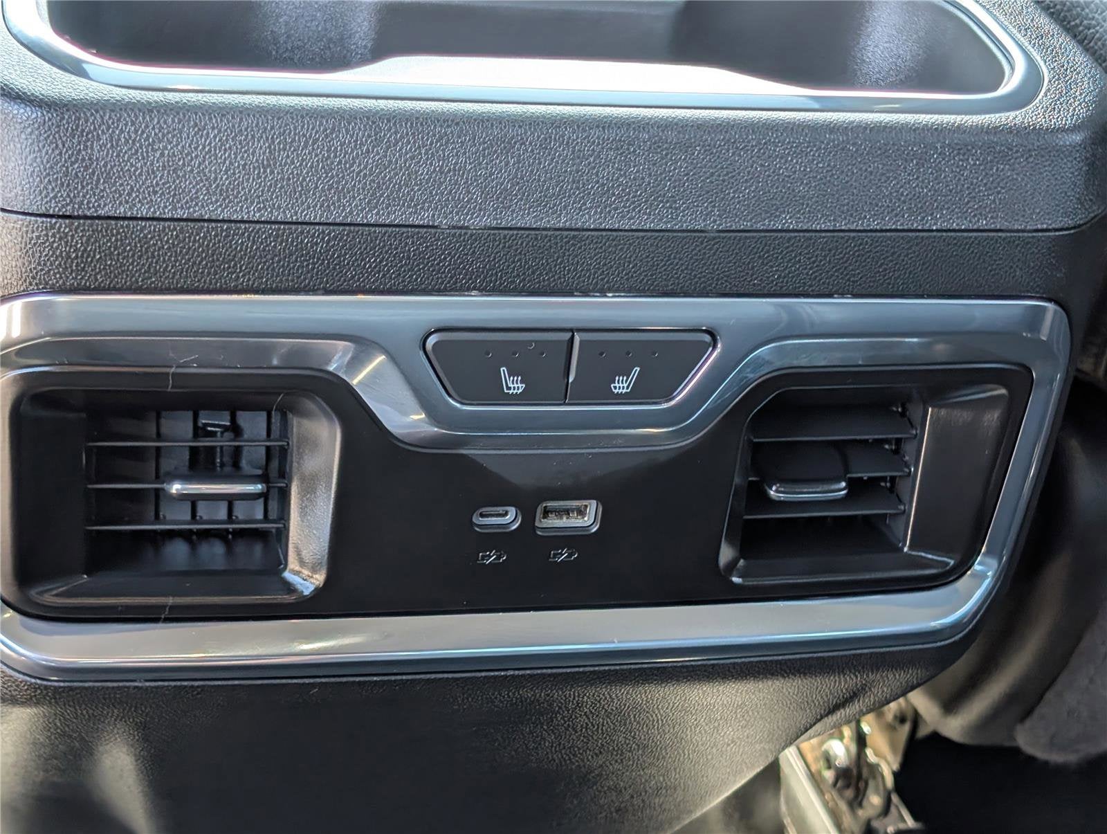 2024 GMC Sierra 3500 HD Denali