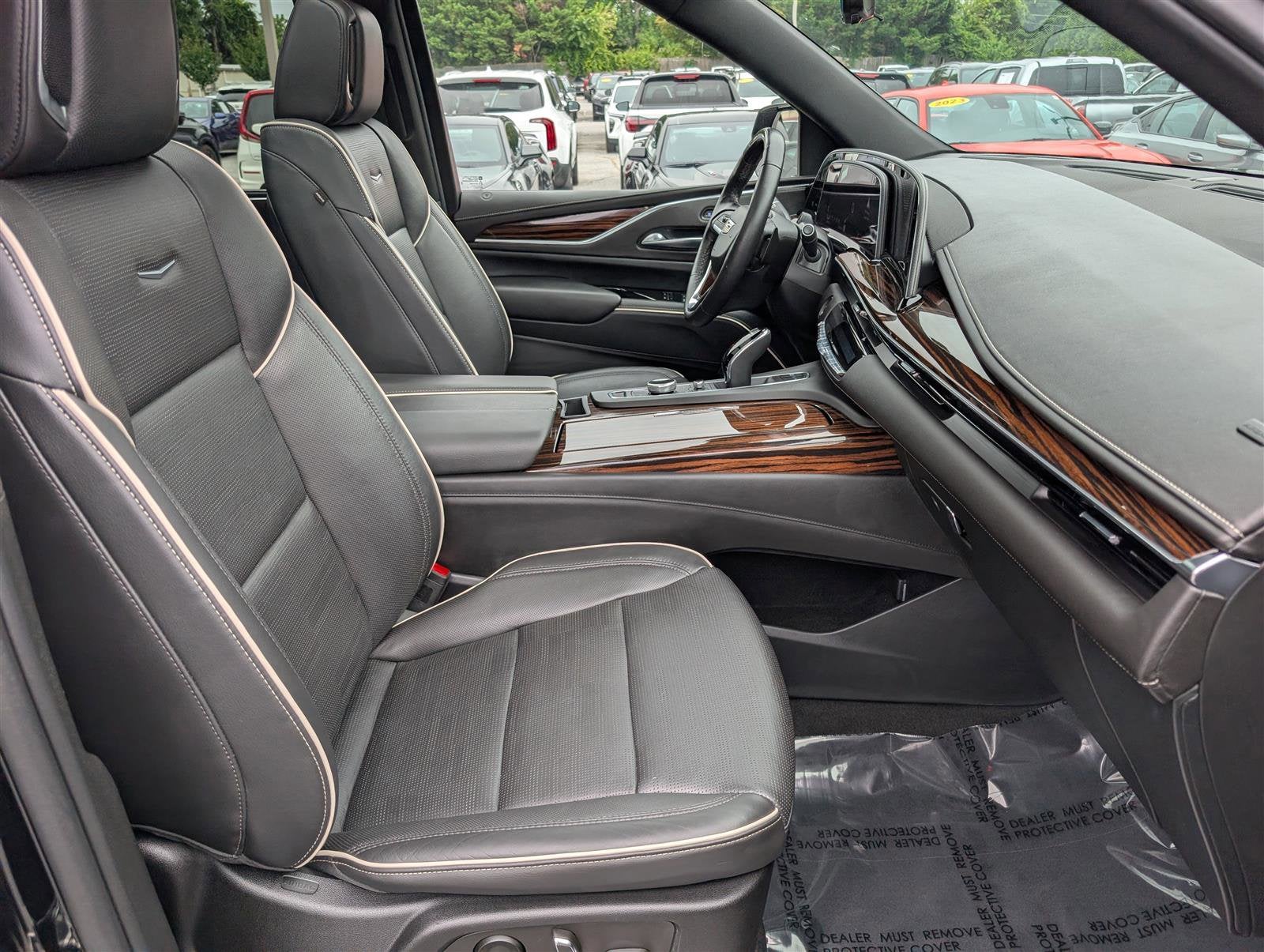 2023 Cadillac Escalade Premium Luxury