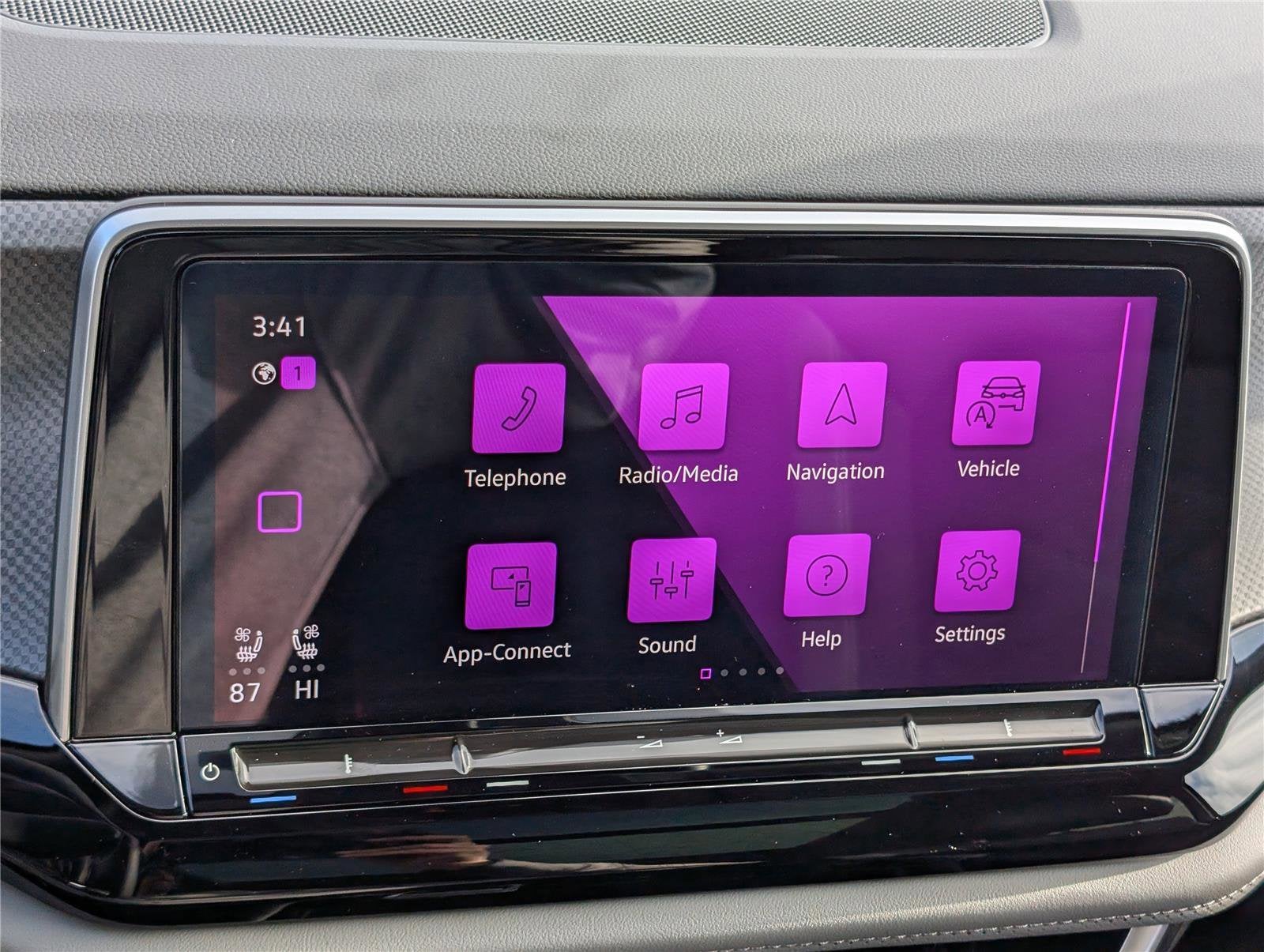 2024 Volkswagen Atlas 2.0T Peak Edition SE w/Technology