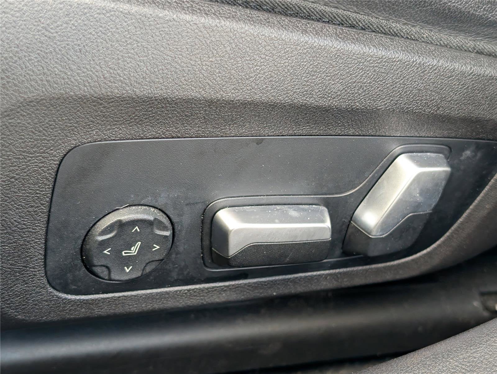 2022 BMW 3 Series 330i xDrive