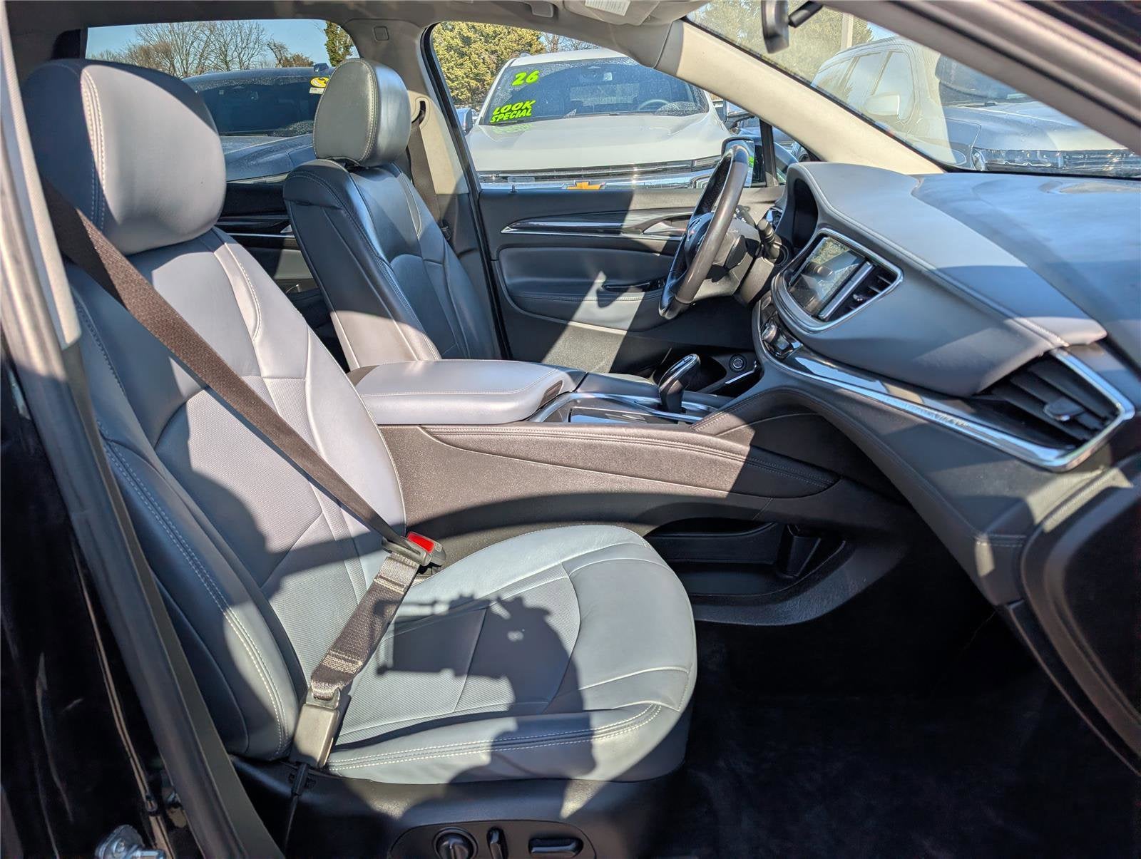 2021 Buick Enclave Essence