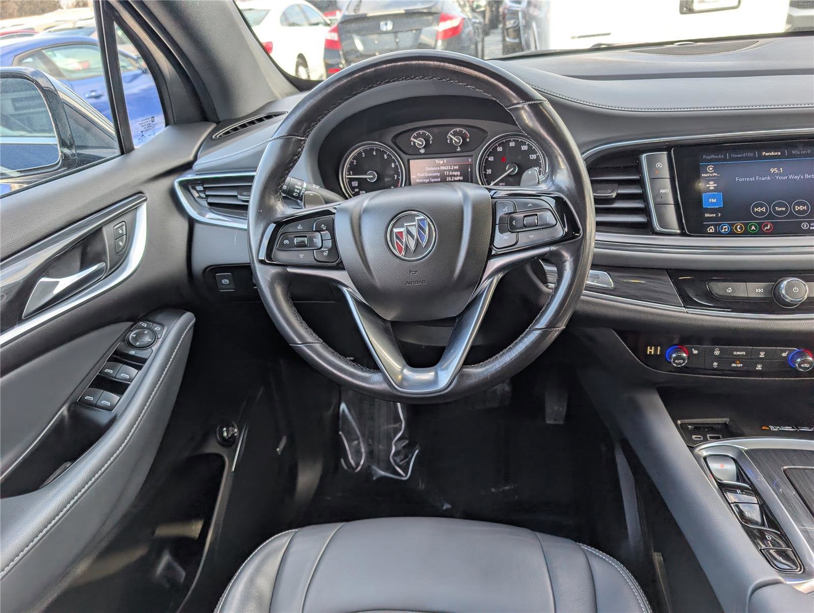 2023 Buick Enclave Essence