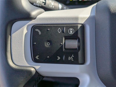 2025 Land Rover Defender X-Dynamic SE