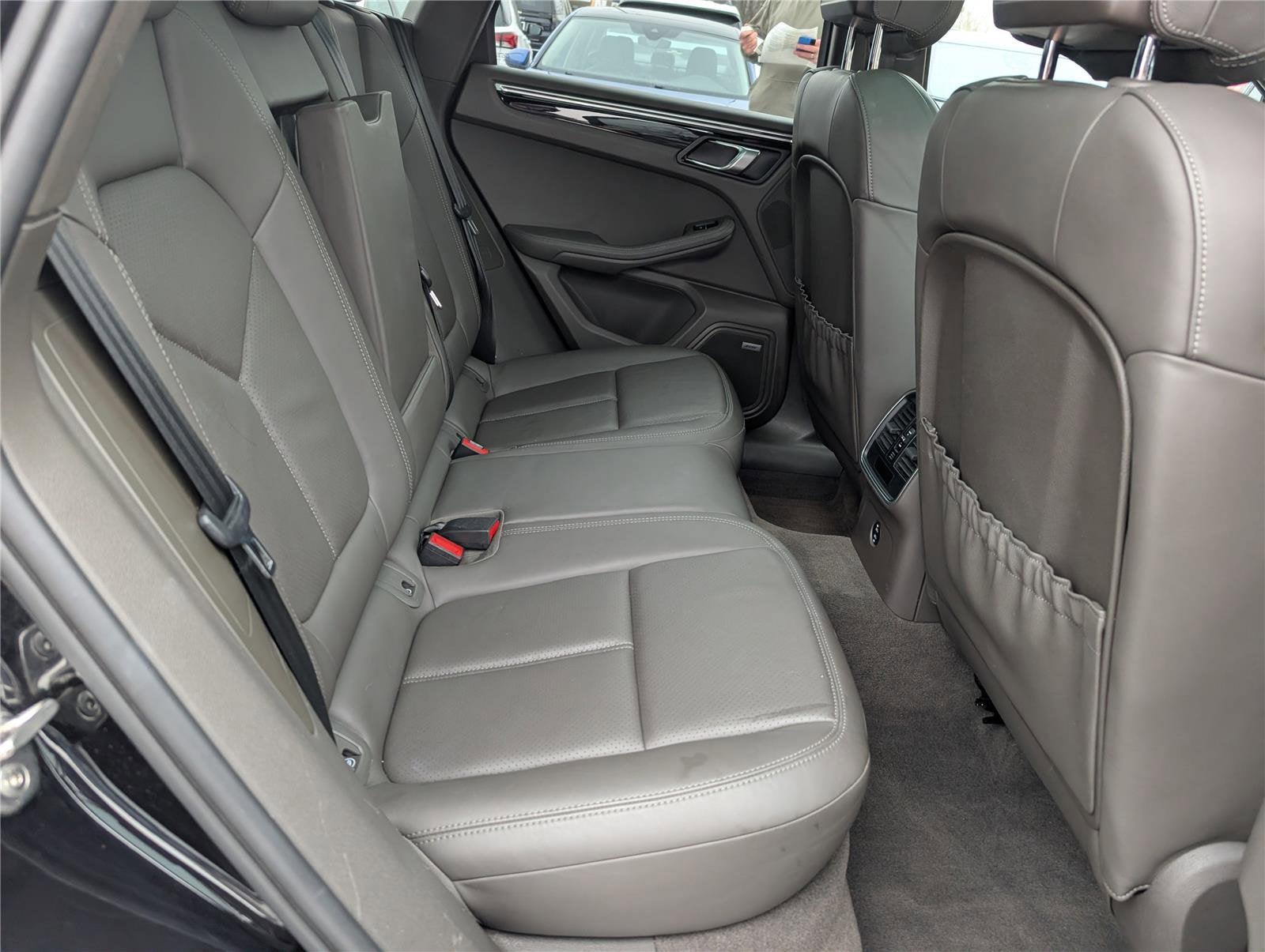 2021 Porsche Macan S