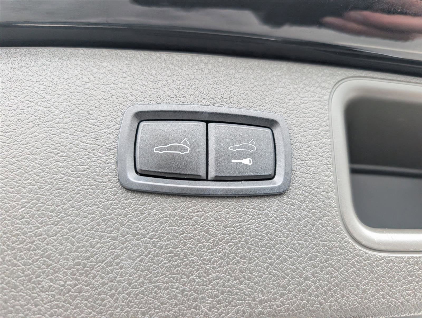 2021 Porsche Macan S