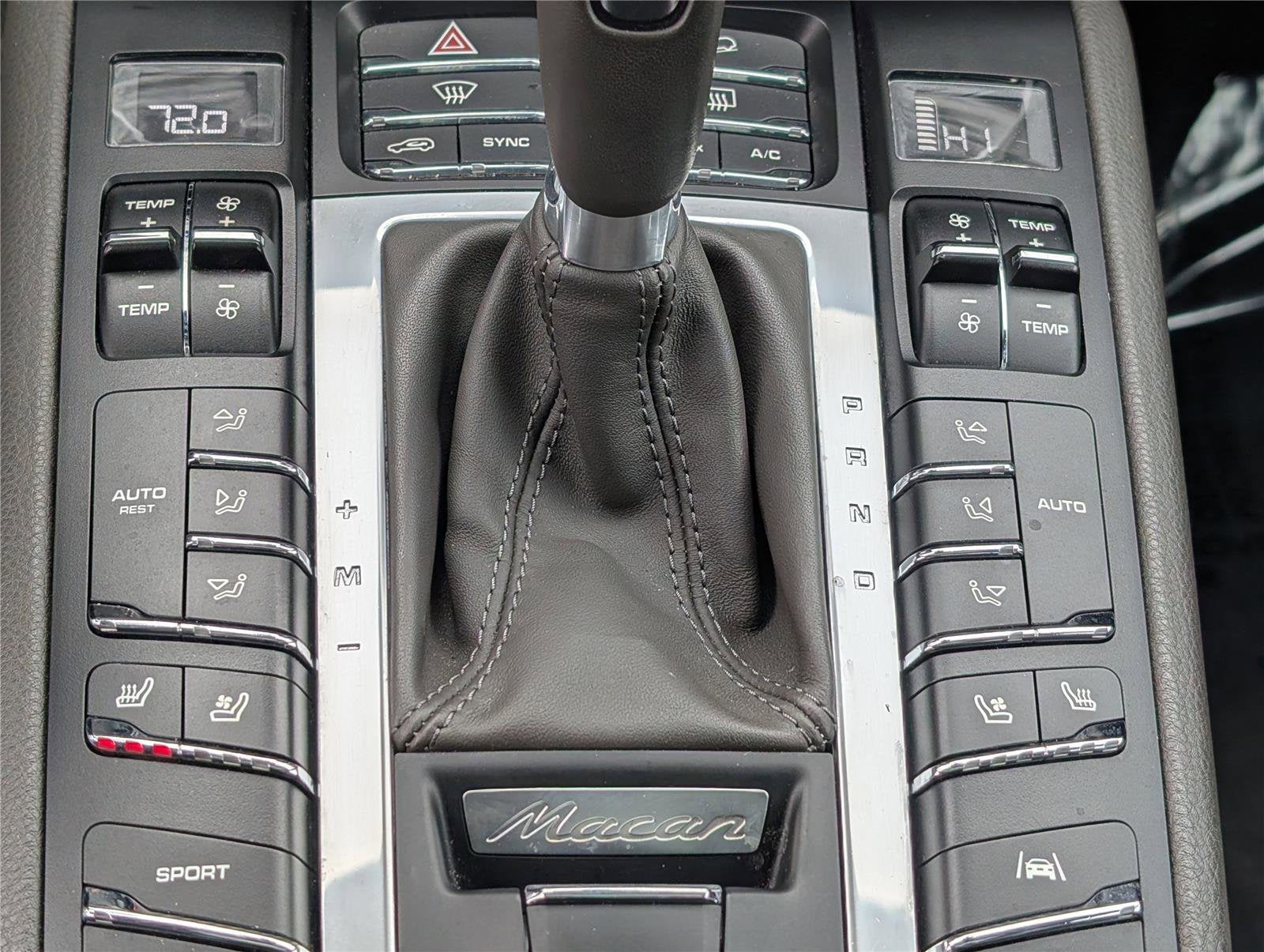 2021 Porsche Macan S