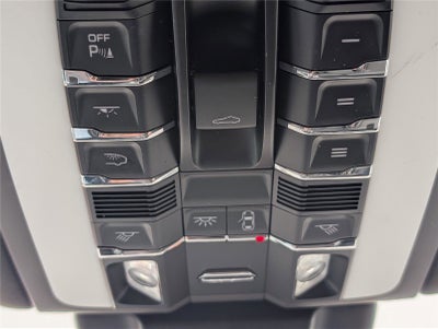 2021 Porsche Macan S